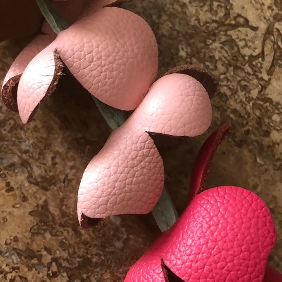 Anthropologie Blooming keychain bag charm leather NWT - Picture 7 of 8